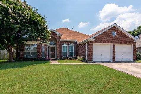 324 Sweet Leaf Lane Lake Dallas TX 75065