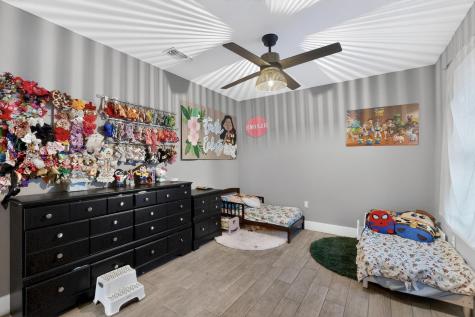 1006 W Brown Street Ennis TX 75119