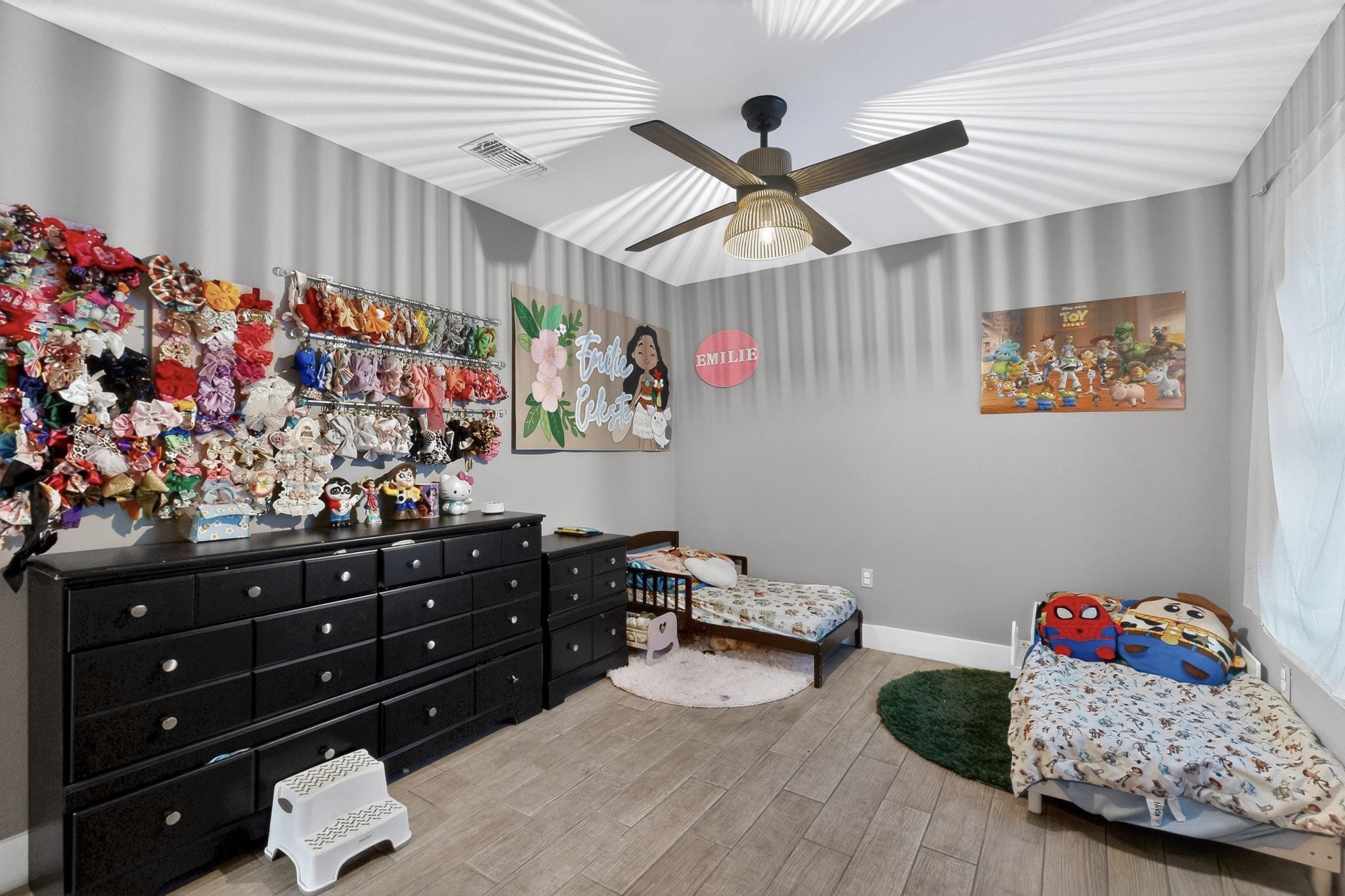 1006 W Brown Street Ennis TX 75119