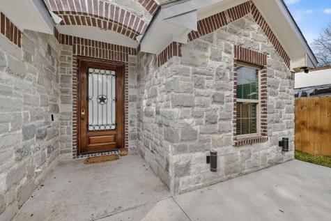 1006 W Brown Street Ennis TX 75119