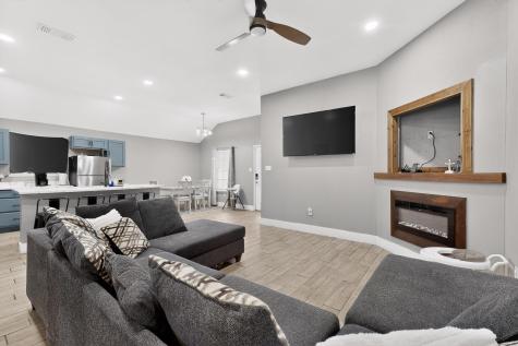 1006 W Brown Street Ennis TX 75119