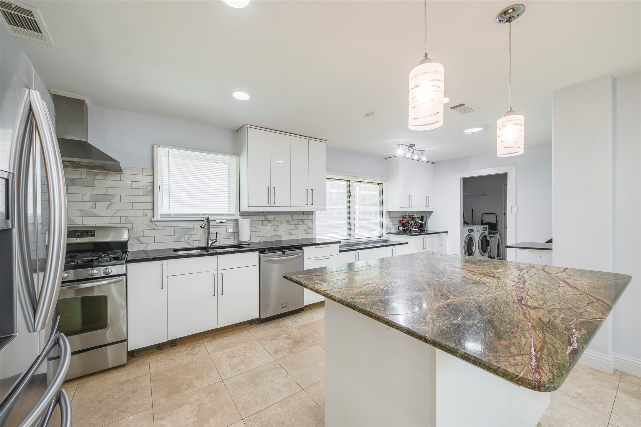 5017 Boulder Lake Road Fort Worth TX 76103