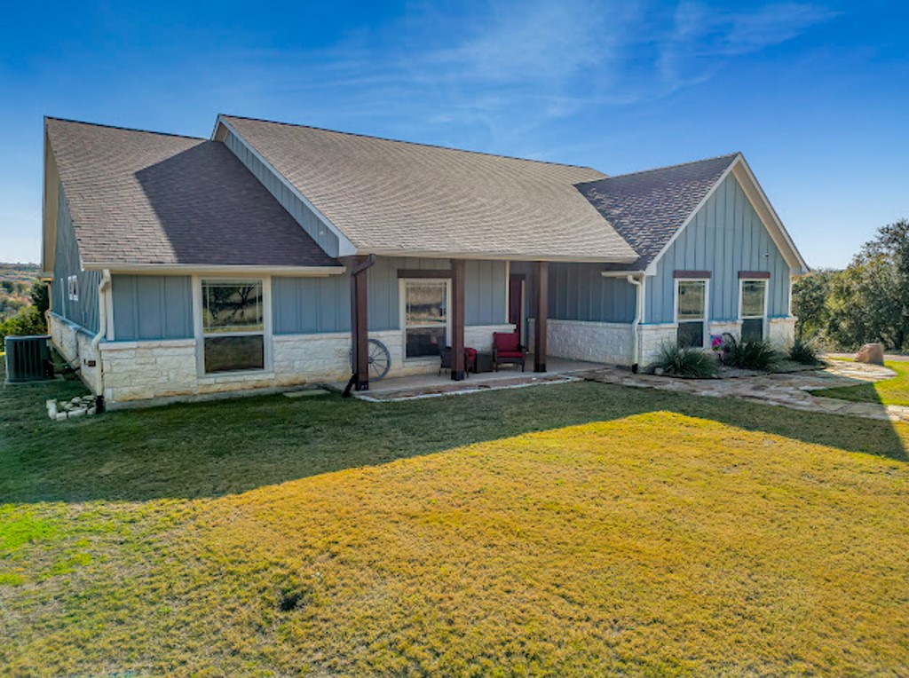 1626 Sawtooth Mountain Road Graford TX 76449