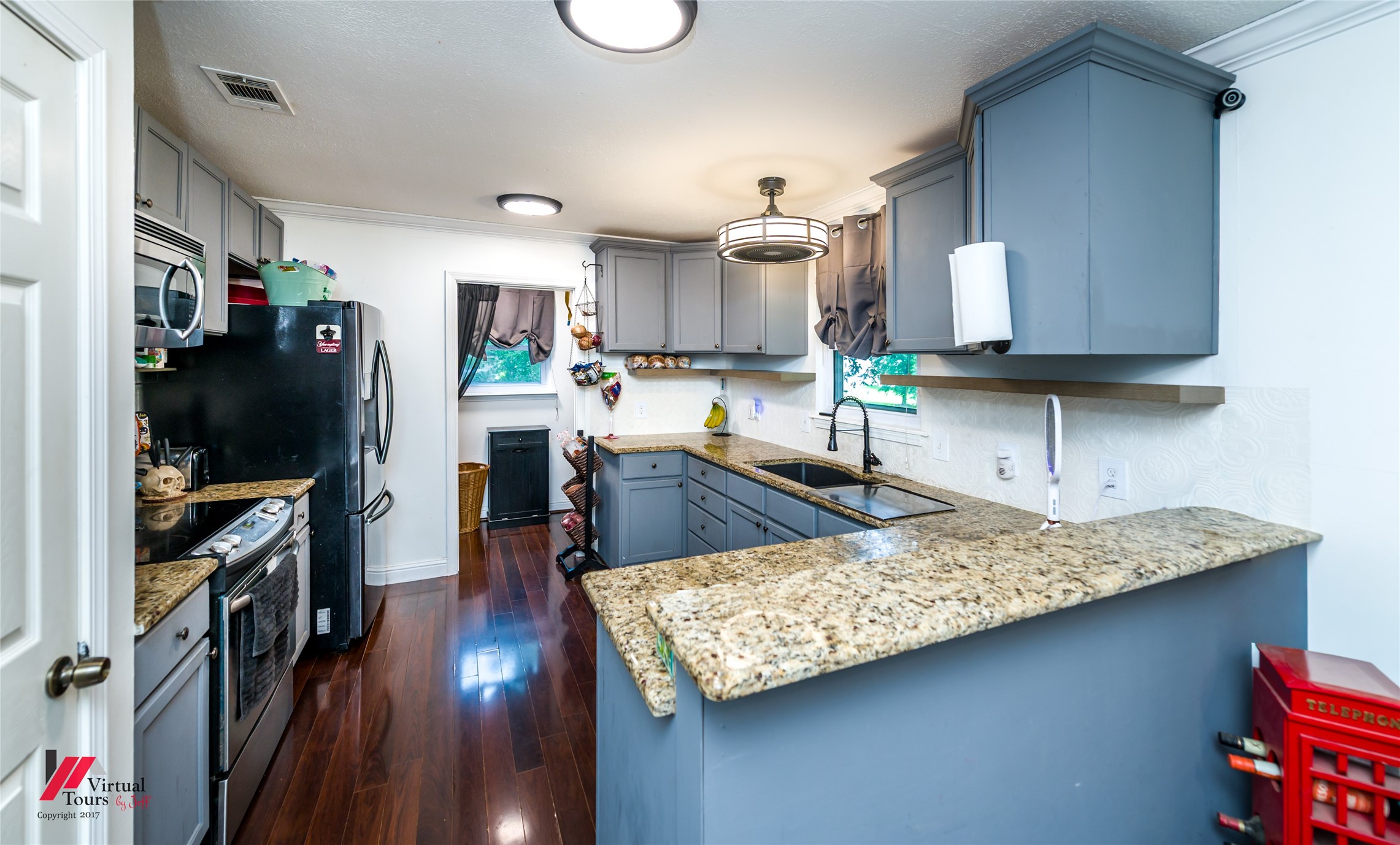 1605 Top Bluff Lane Shreveport LA 71109