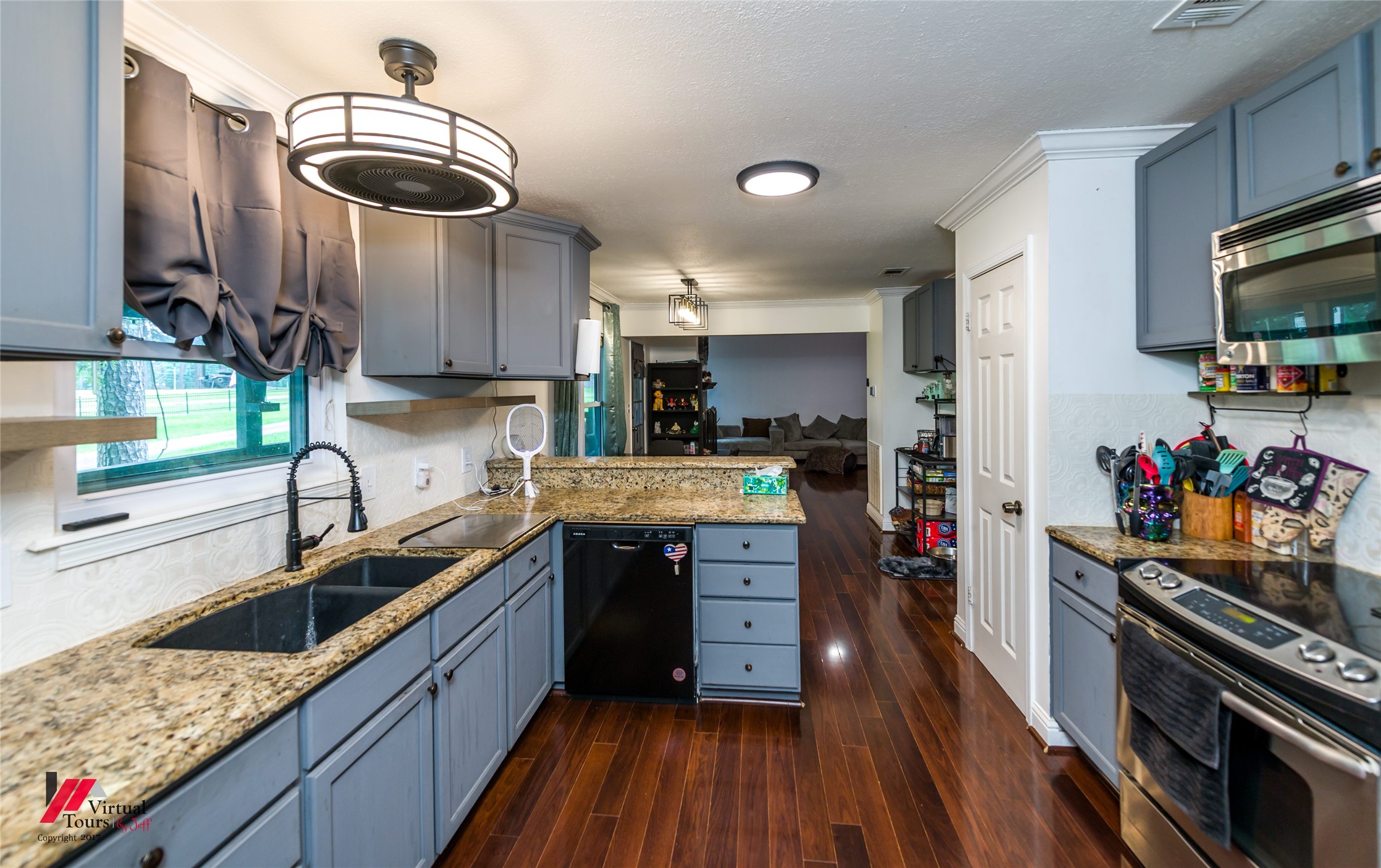 1605 Top Bluff Lane Shreveport LA 71109