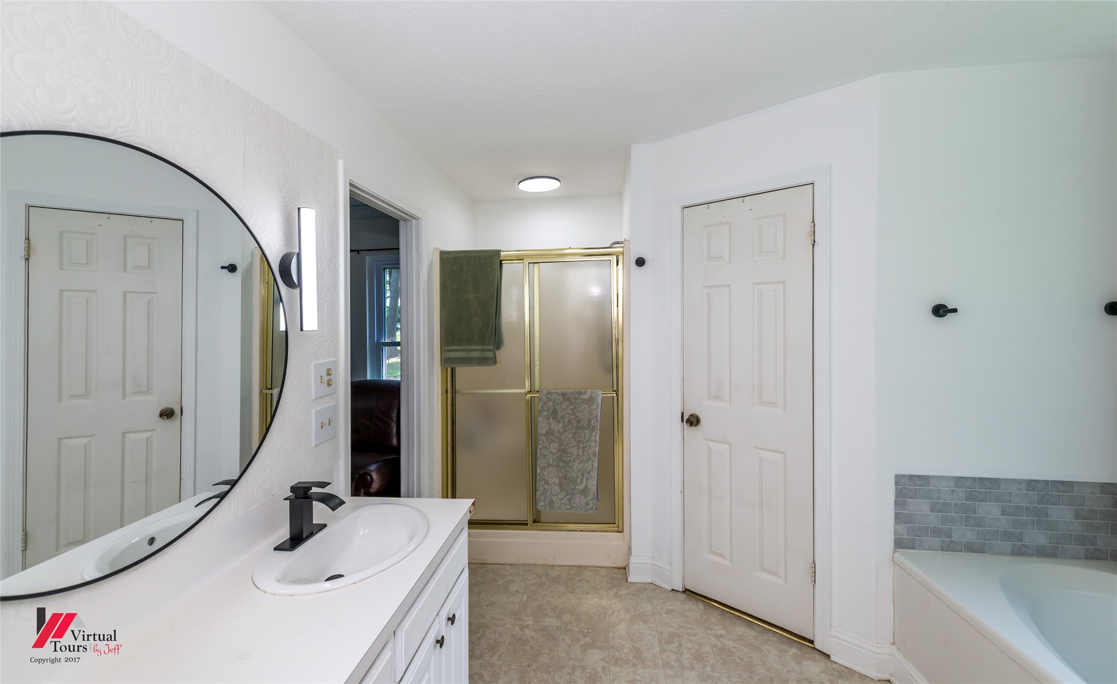 1605 Top Bluff Lane Shreveport LA 71109