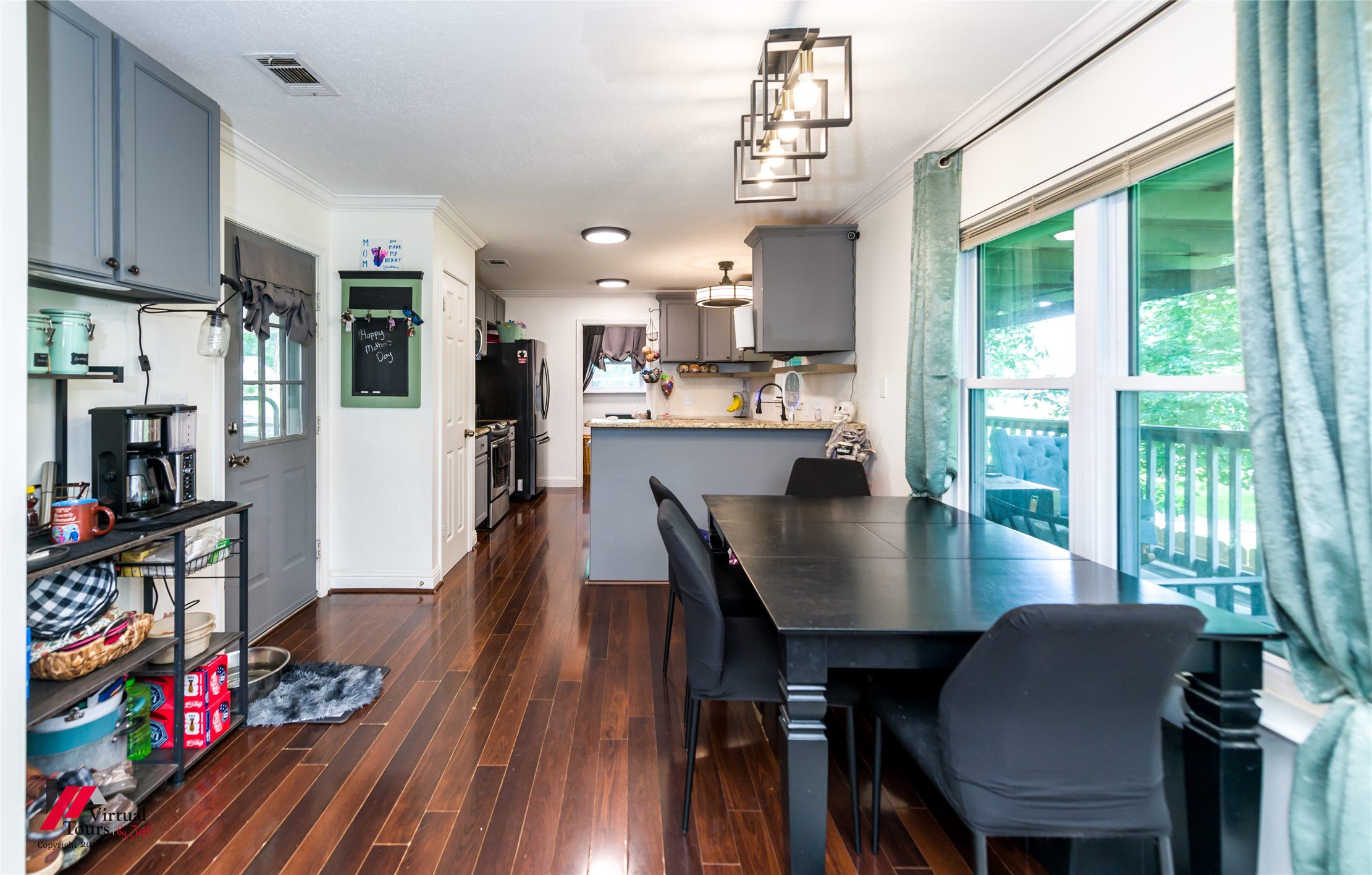 1605 Top Bluff Lane Shreveport LA 71109