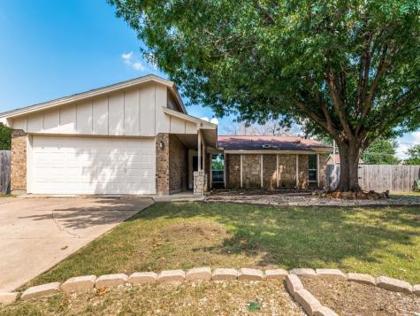 5009 Prairieview Court S Arlington TX 76017
