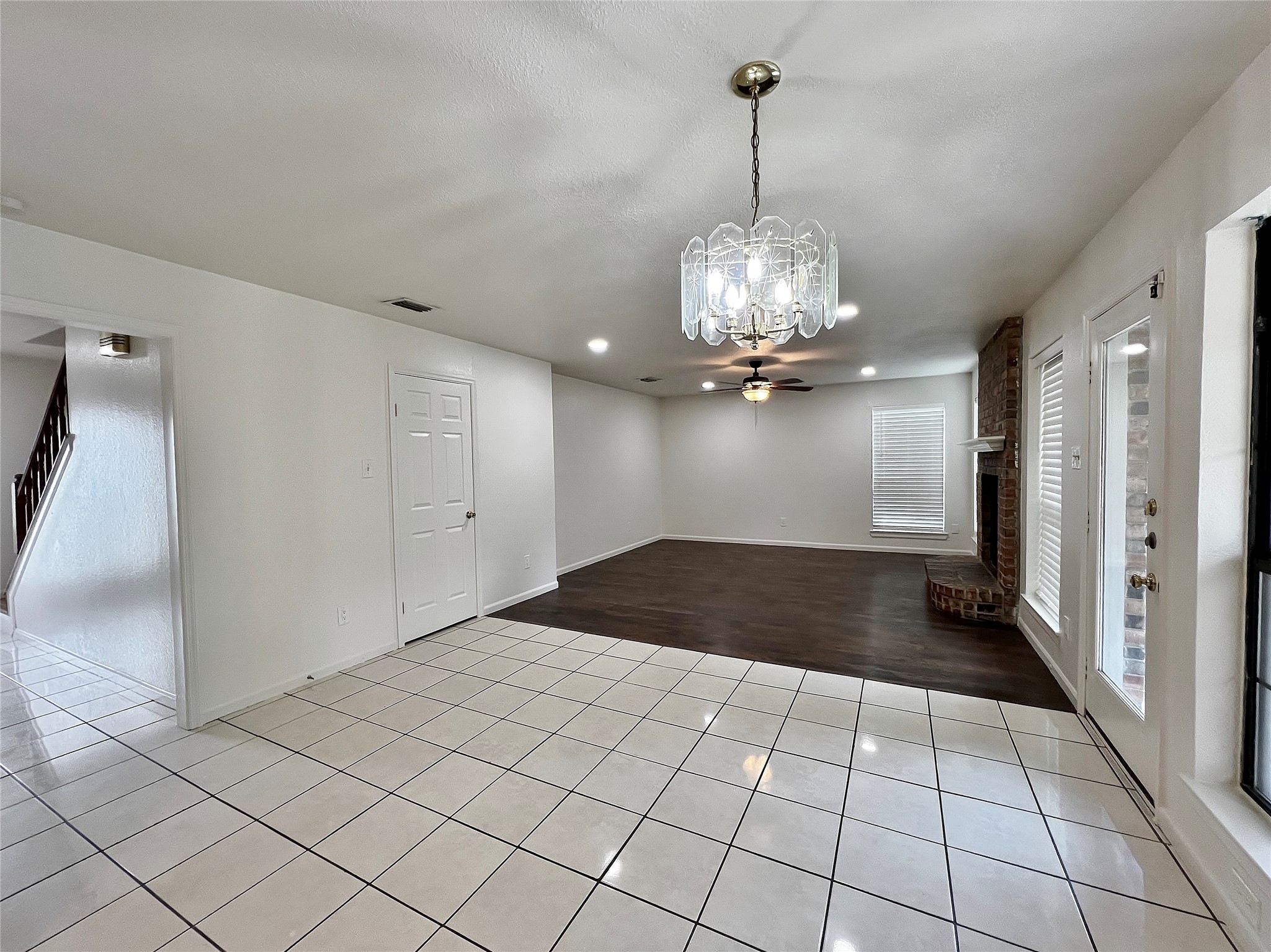 6104 Bay Hill Arlington TX 76018
