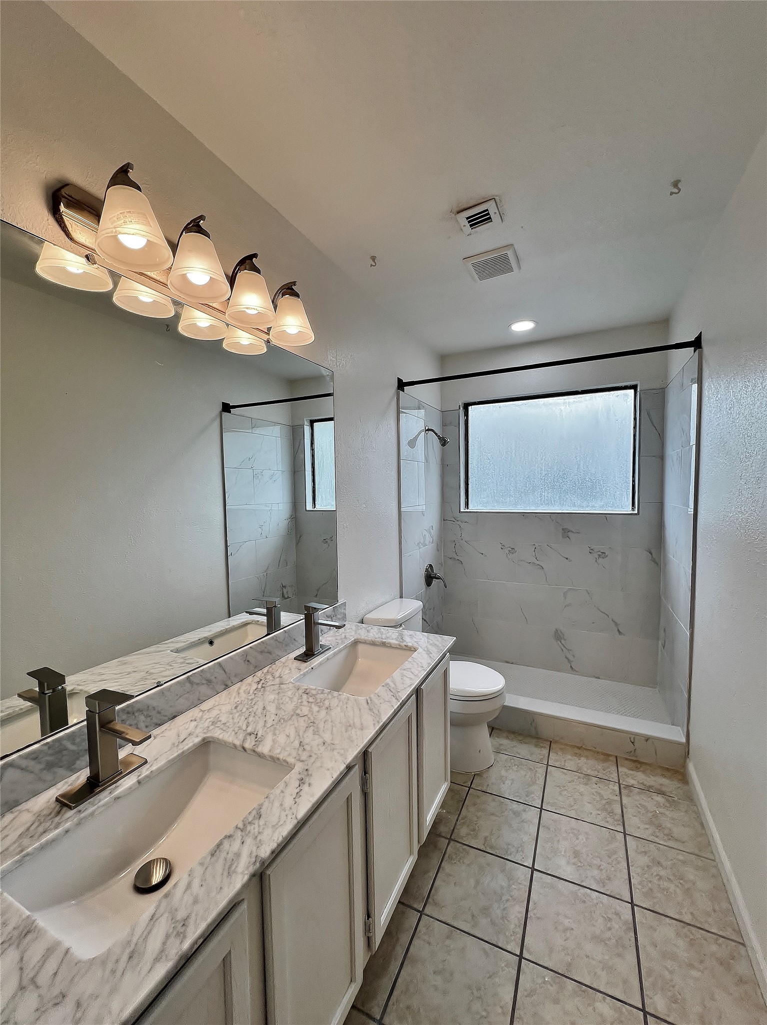 6104 Bay Hill Arlington TX 76018