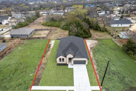 1505 Up The Grove Street Greenville TX 75401
