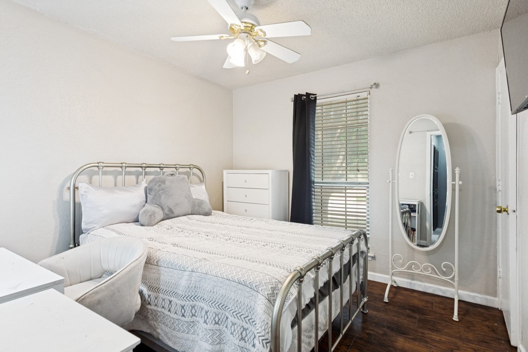 6320 Rebecca Lane Watauga TX 76148