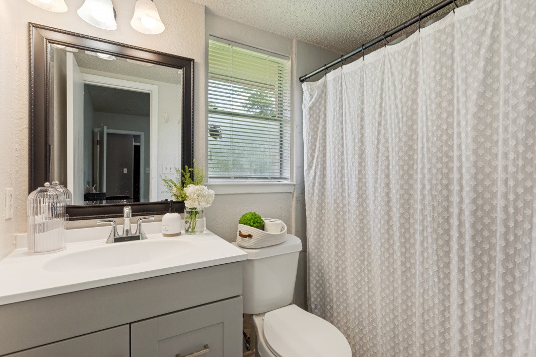6320 Rebecca Lane Watauga TX 76148