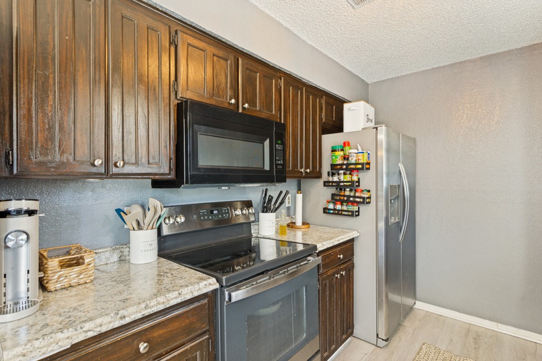 6320 Rebecca Lane Watauga TX 76148