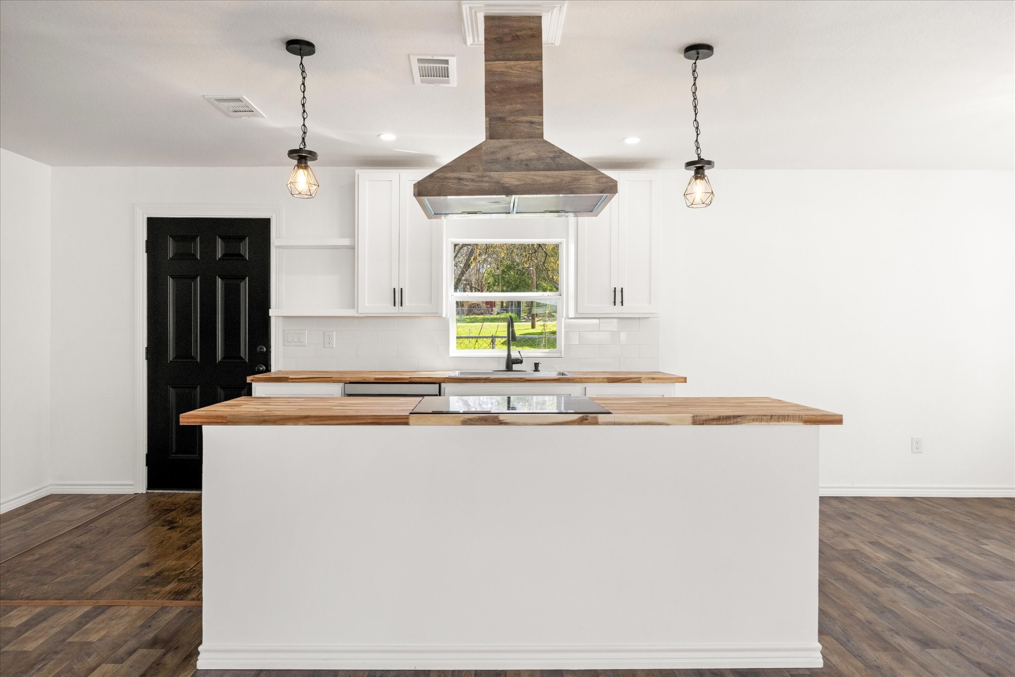 609 Western Hills Trail Granbury TX 76049