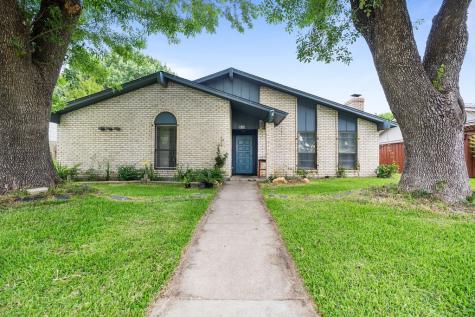 948 Meadowcove Circle Garland TX 75043
