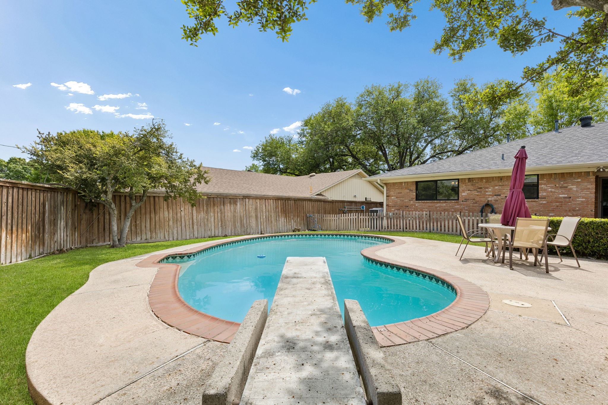 9615 Millridge Drive Dallas TX 75243
