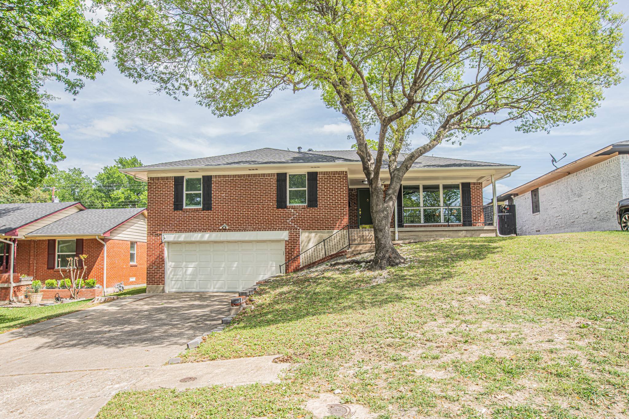 3520 Loganwood Drive Dallas TX 75227