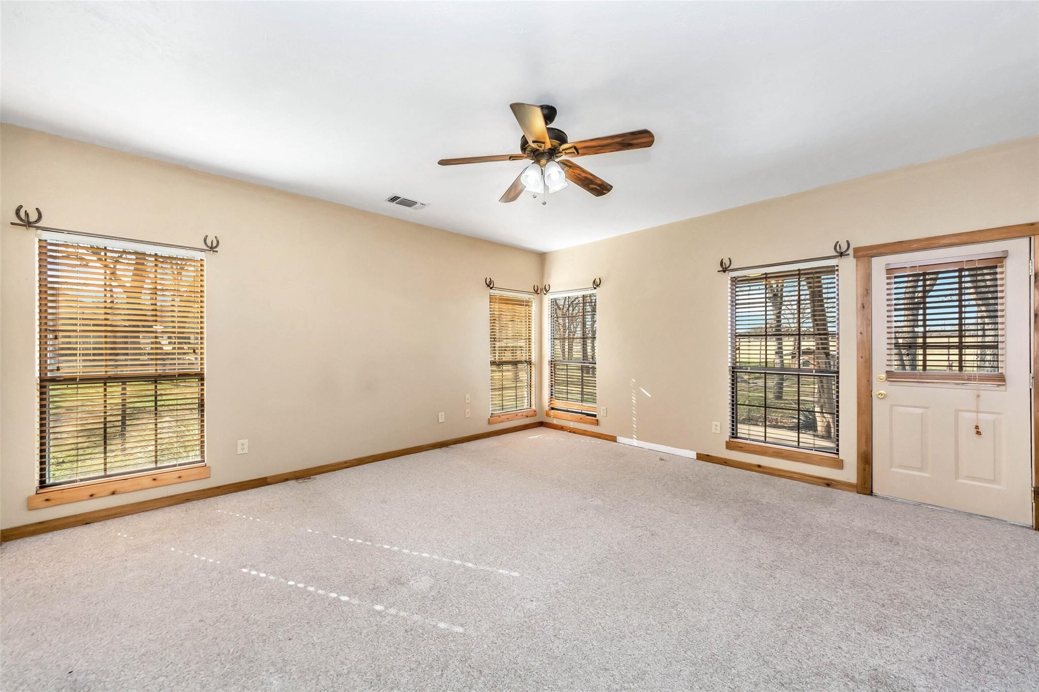 131 County Road 4680 Boyd TX 76023