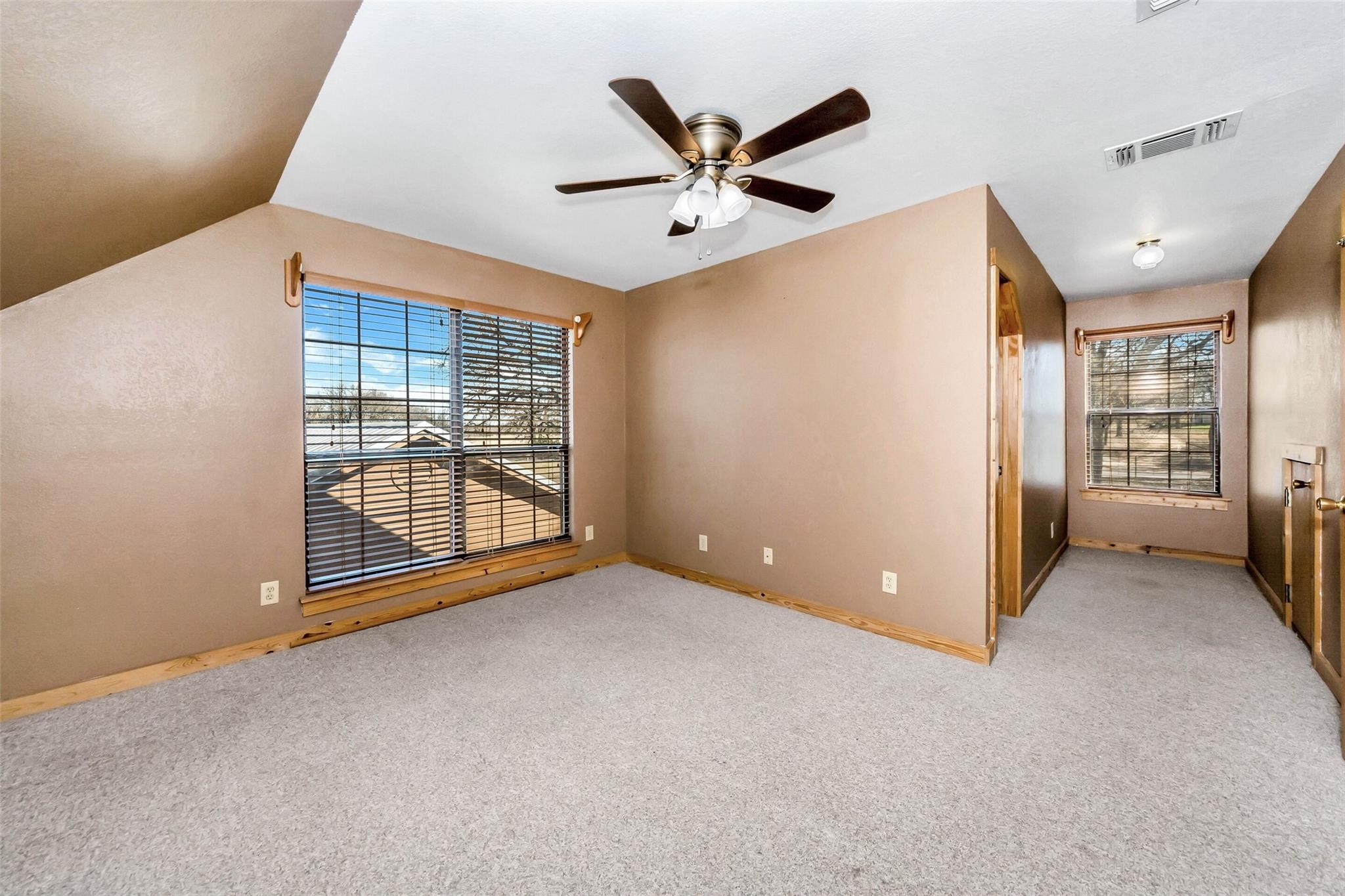 131 County Road 4680 Boyd TX 76023
