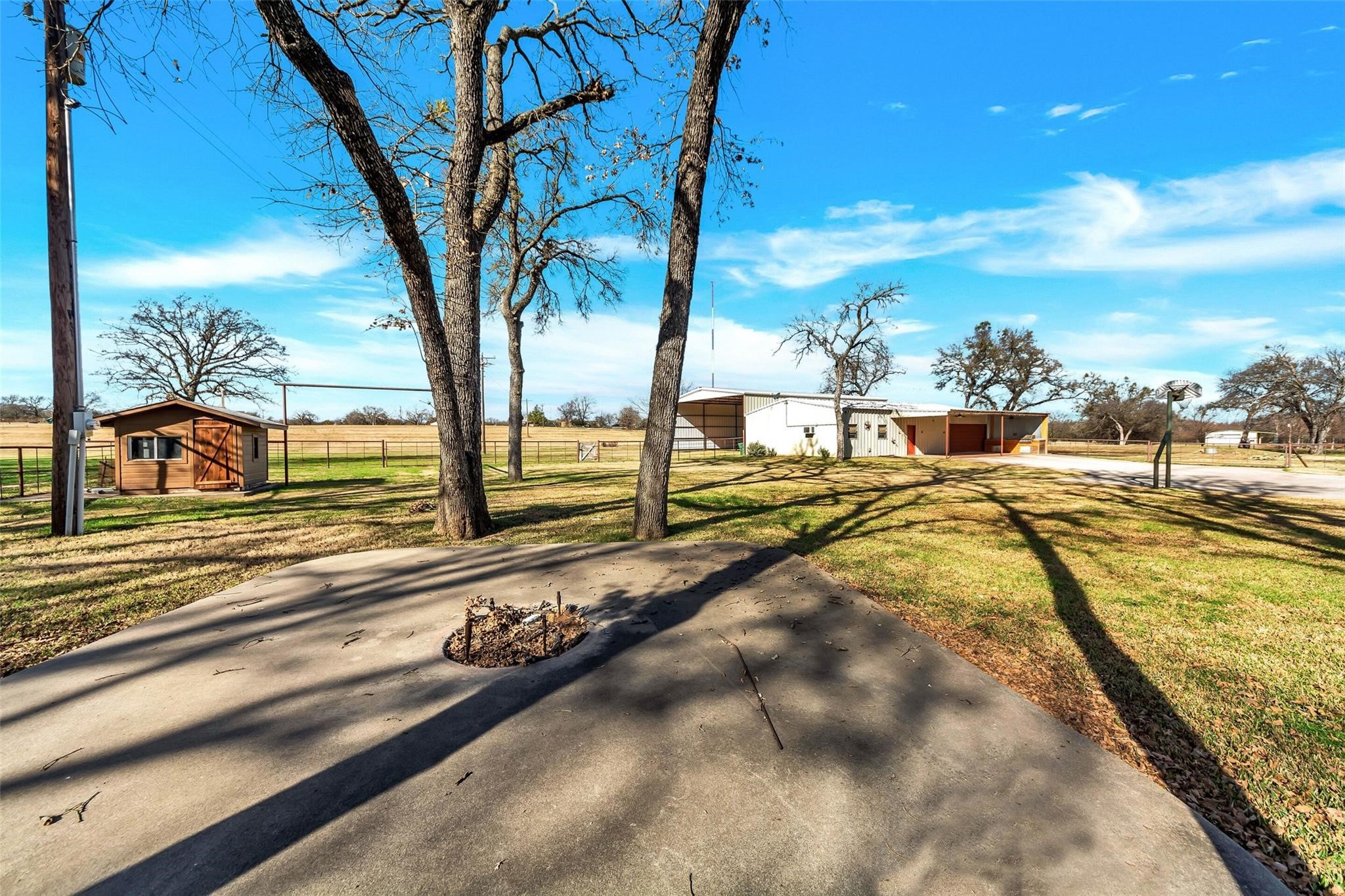 131 County Road 4680 Boyd TX 76023
