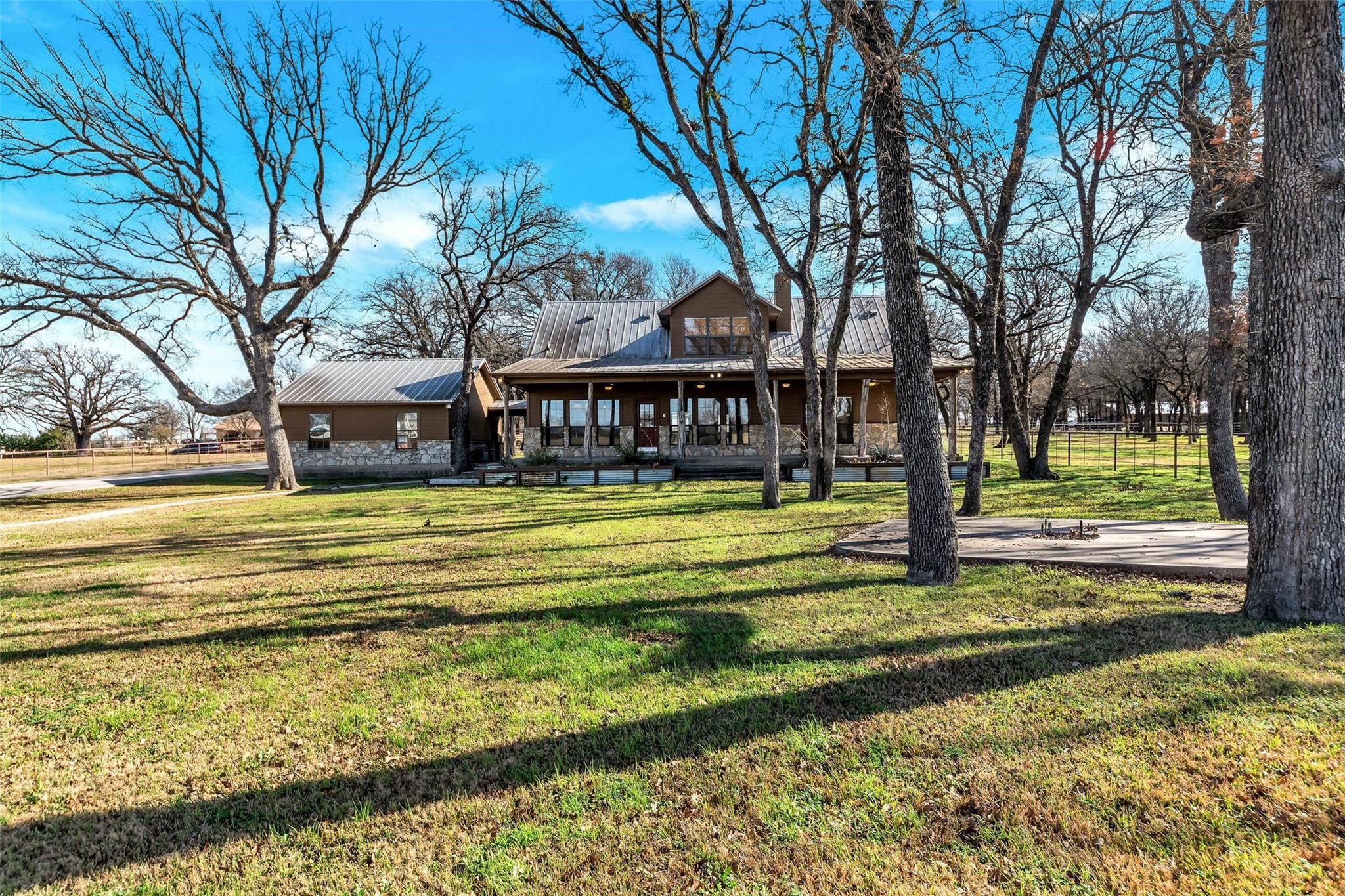 131 County Road 4680 Boyd TX 76023