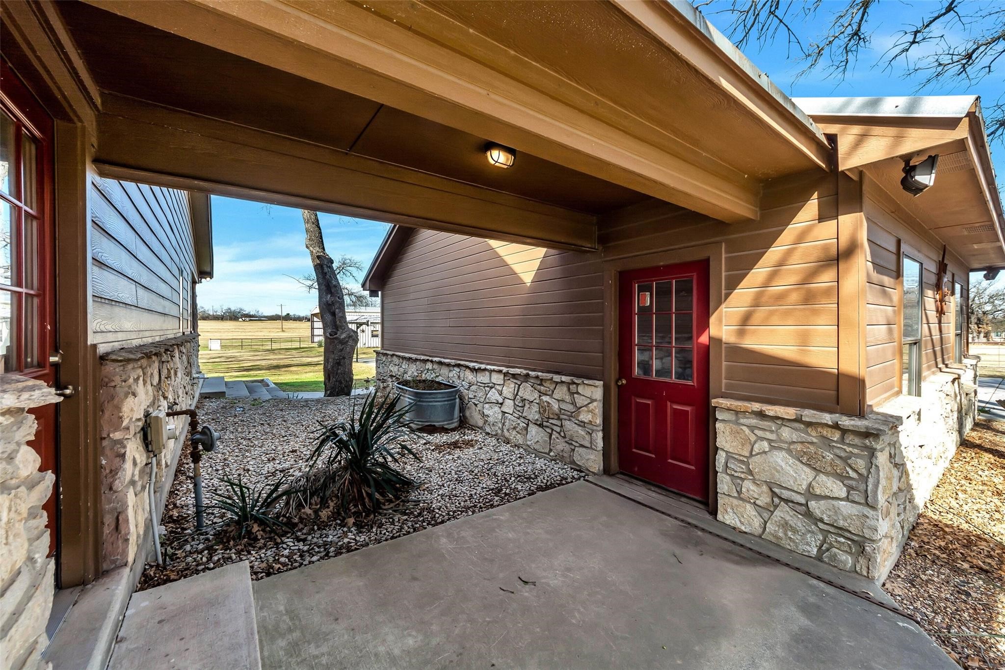 131 County Road 4680 Boyd TX 76023