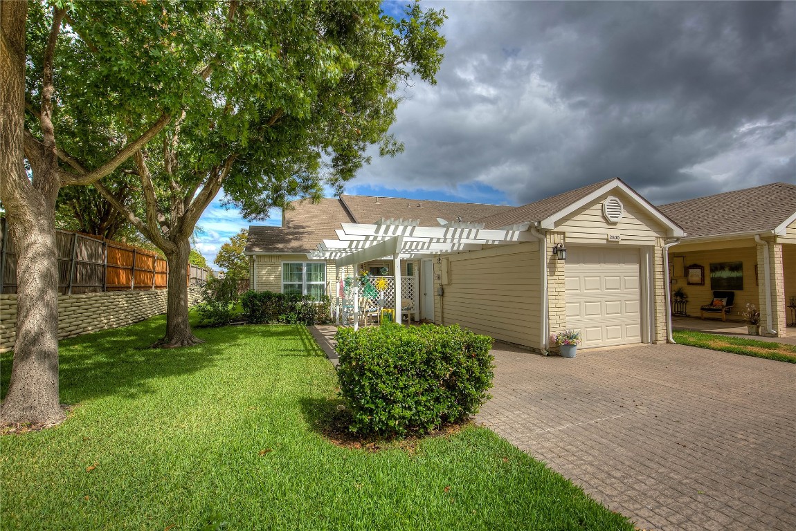 2500 Brook Hollow Court Mesquite TX 75150