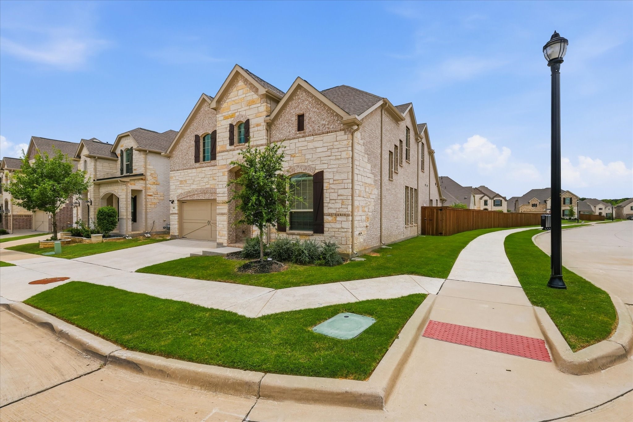 300 Foxglove Hill Argyle TX 76226