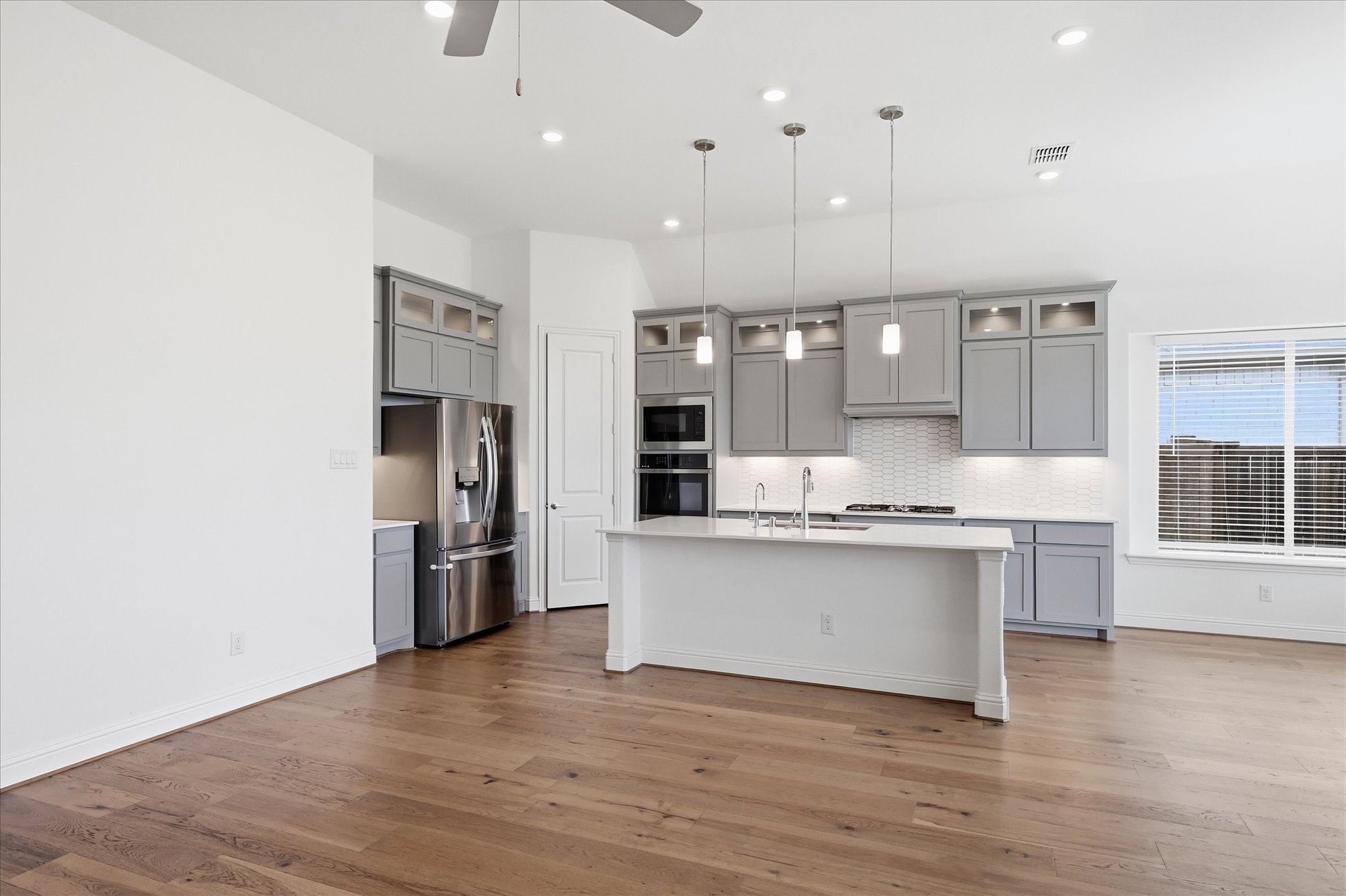 300 Foxglove Hill Argyle TX 76226