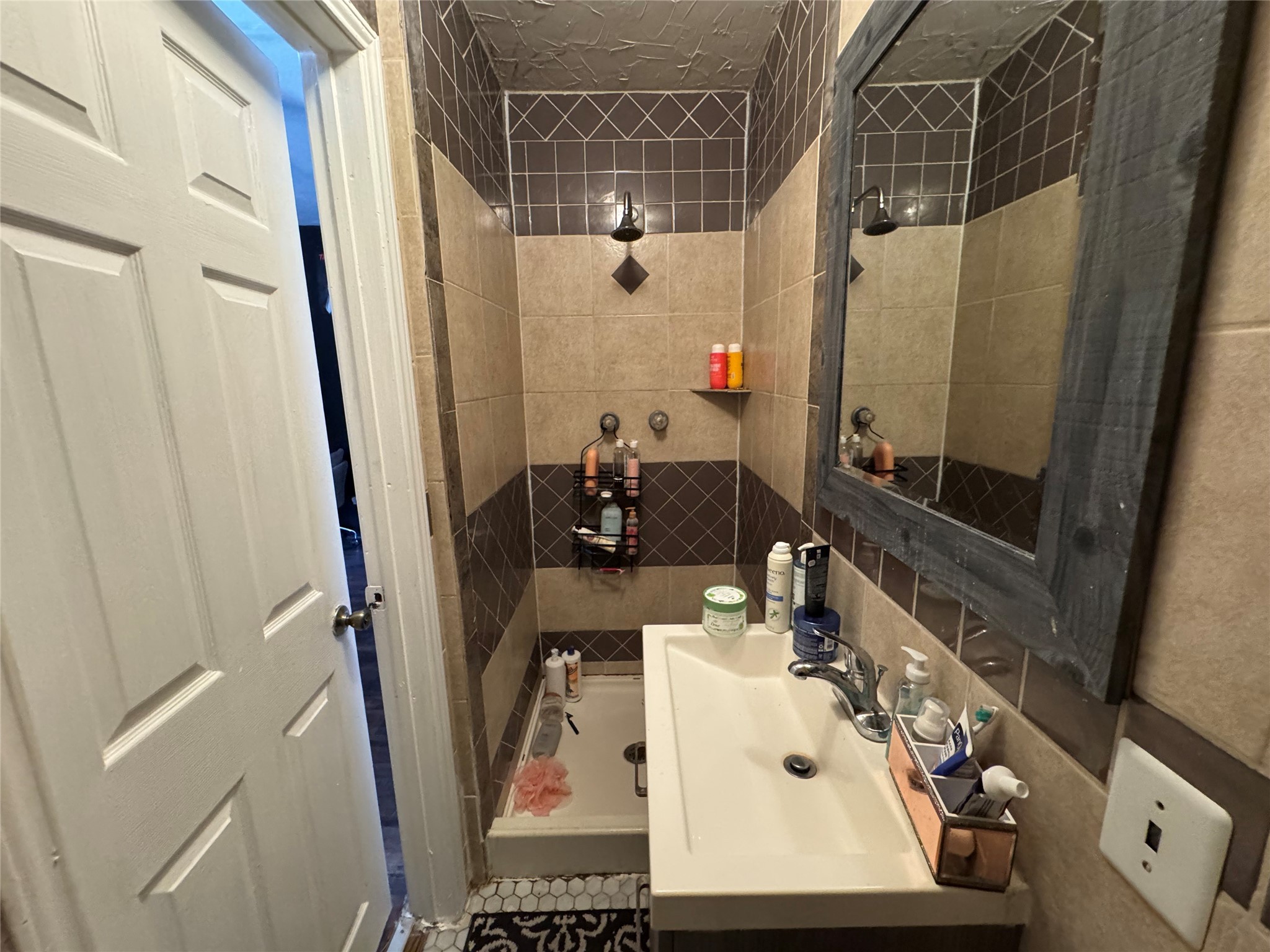 407 S Garrett Avenue Dallas TX 75223