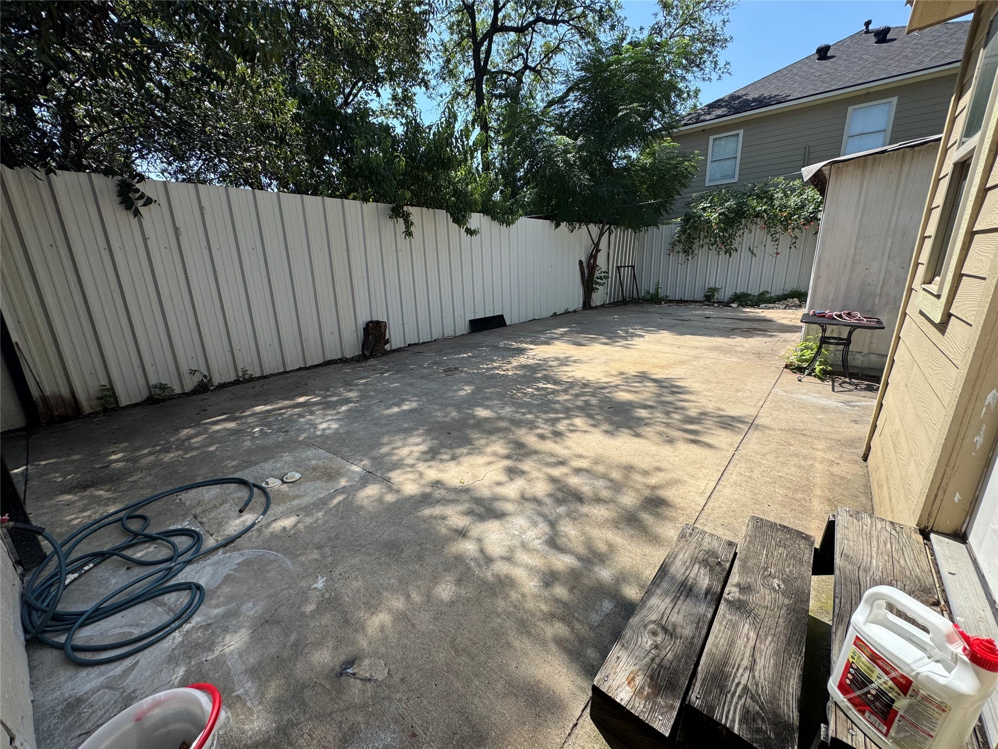 407 S Garrett Avenue Dallas TX 75223