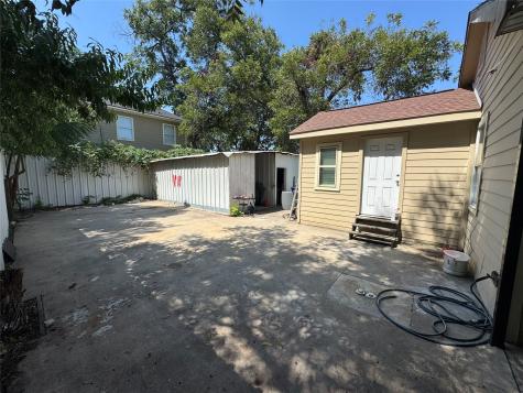 407 S Garrett Avenue Dallas TX 75223