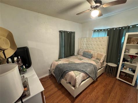 407 S Garrett Avenue Dallas TX 75223
