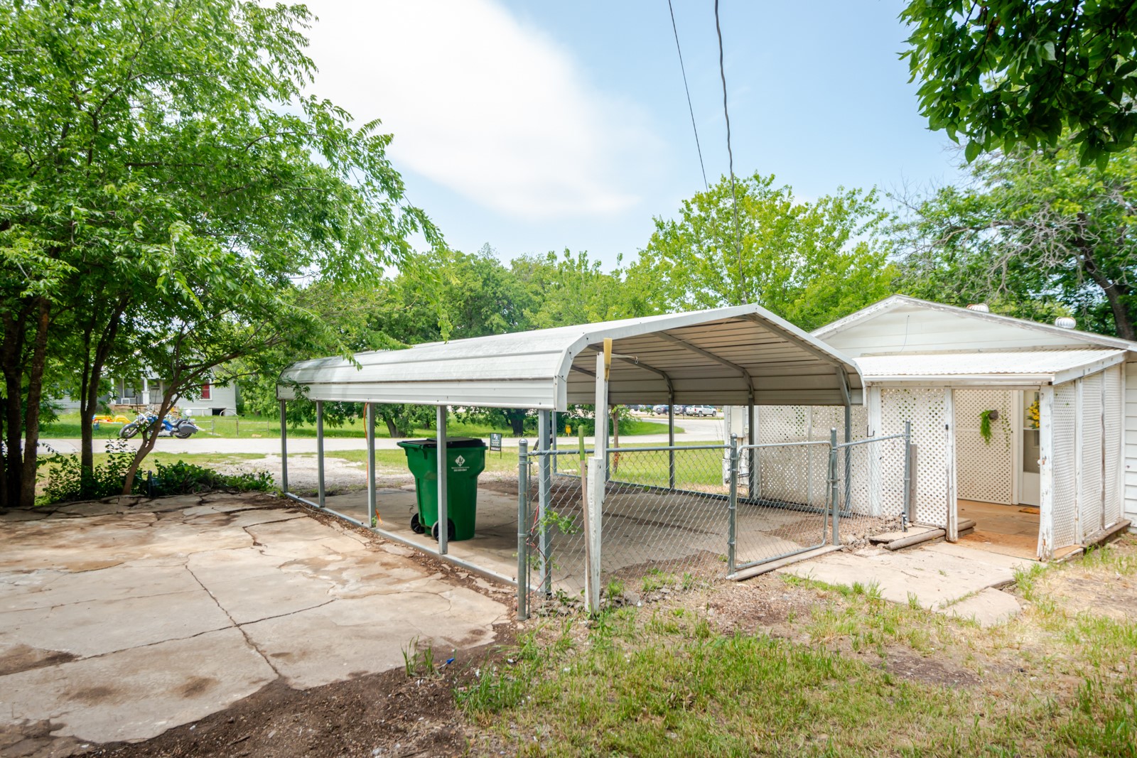 199 W Bc Rhome Rhome TX 76078
