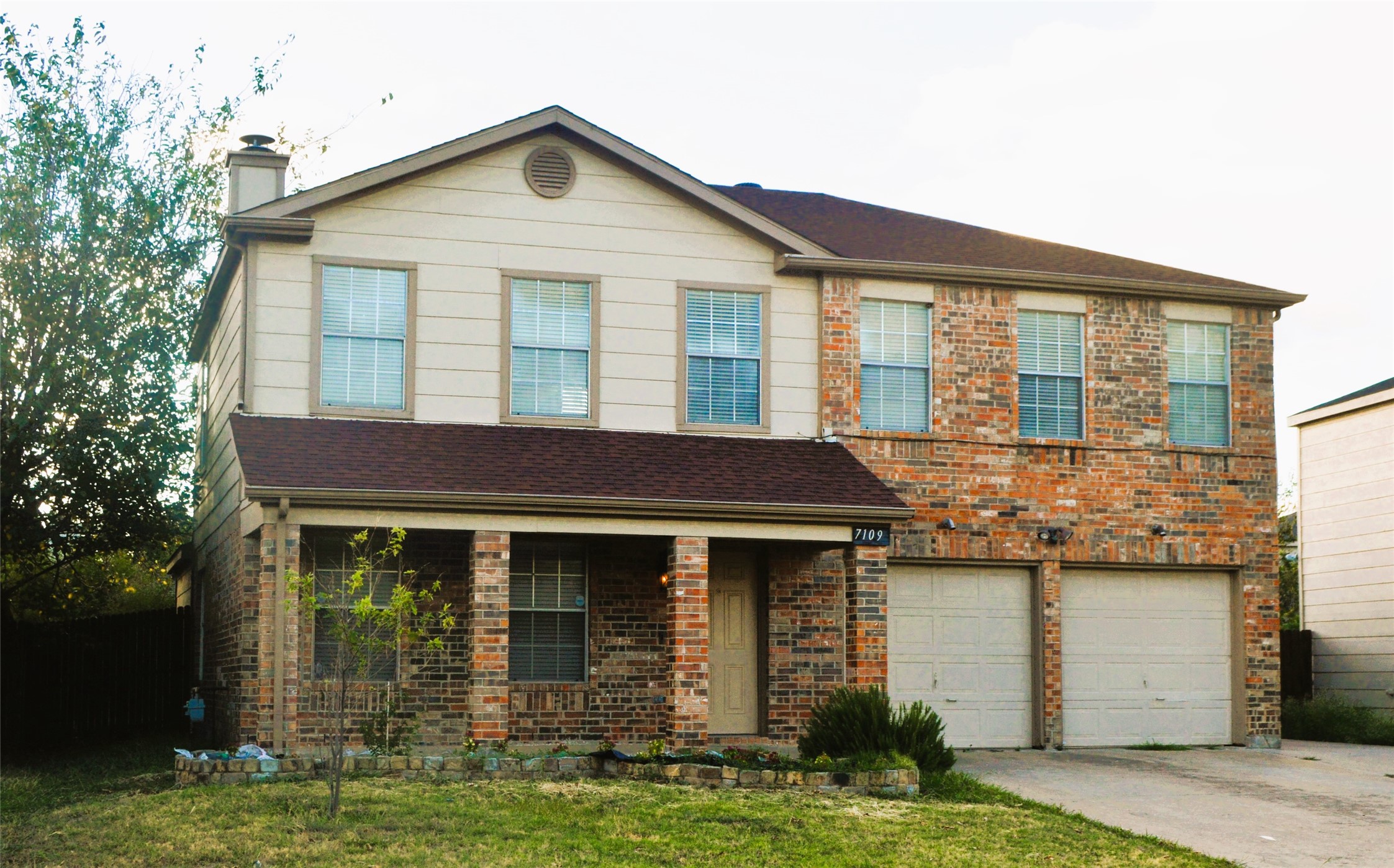 7109 Lanyon Drive Dallas TX 75227