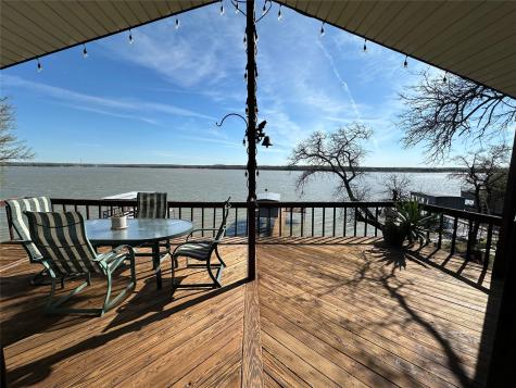 6908 Quarteroaks Drive Azle TX 76020