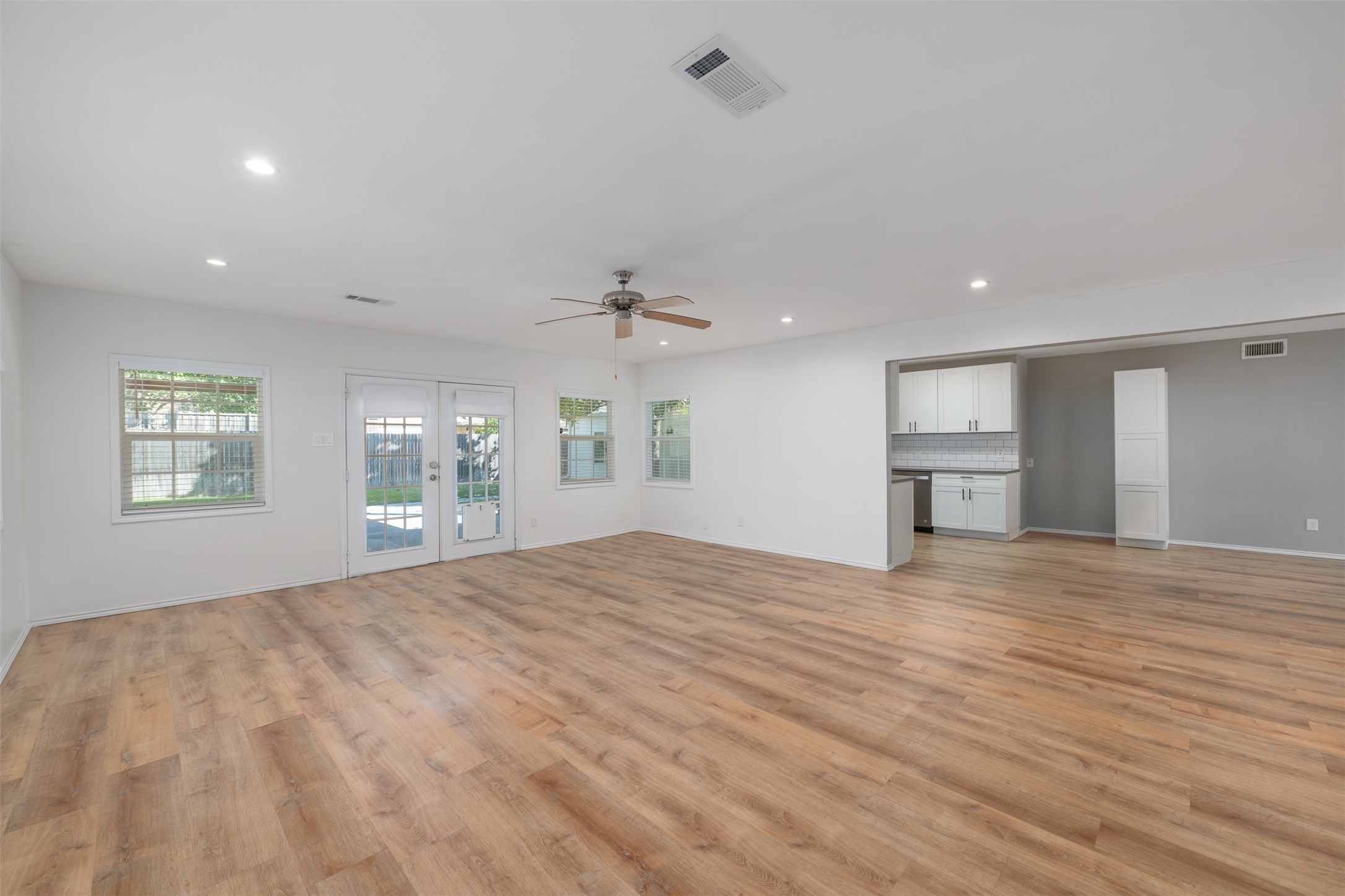 8718 Hackney Lane Dallas TX 75238