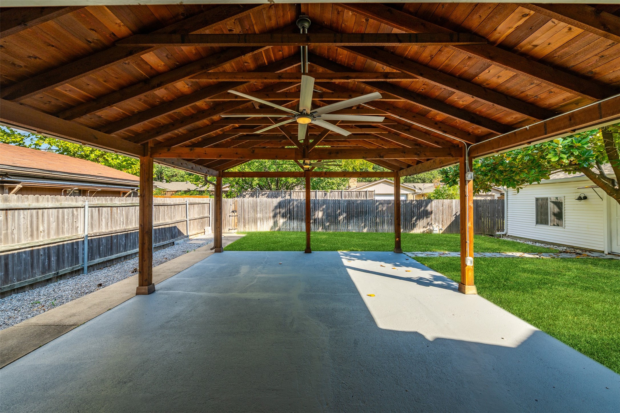 8718 Hackney Lane Dallas TX 75238