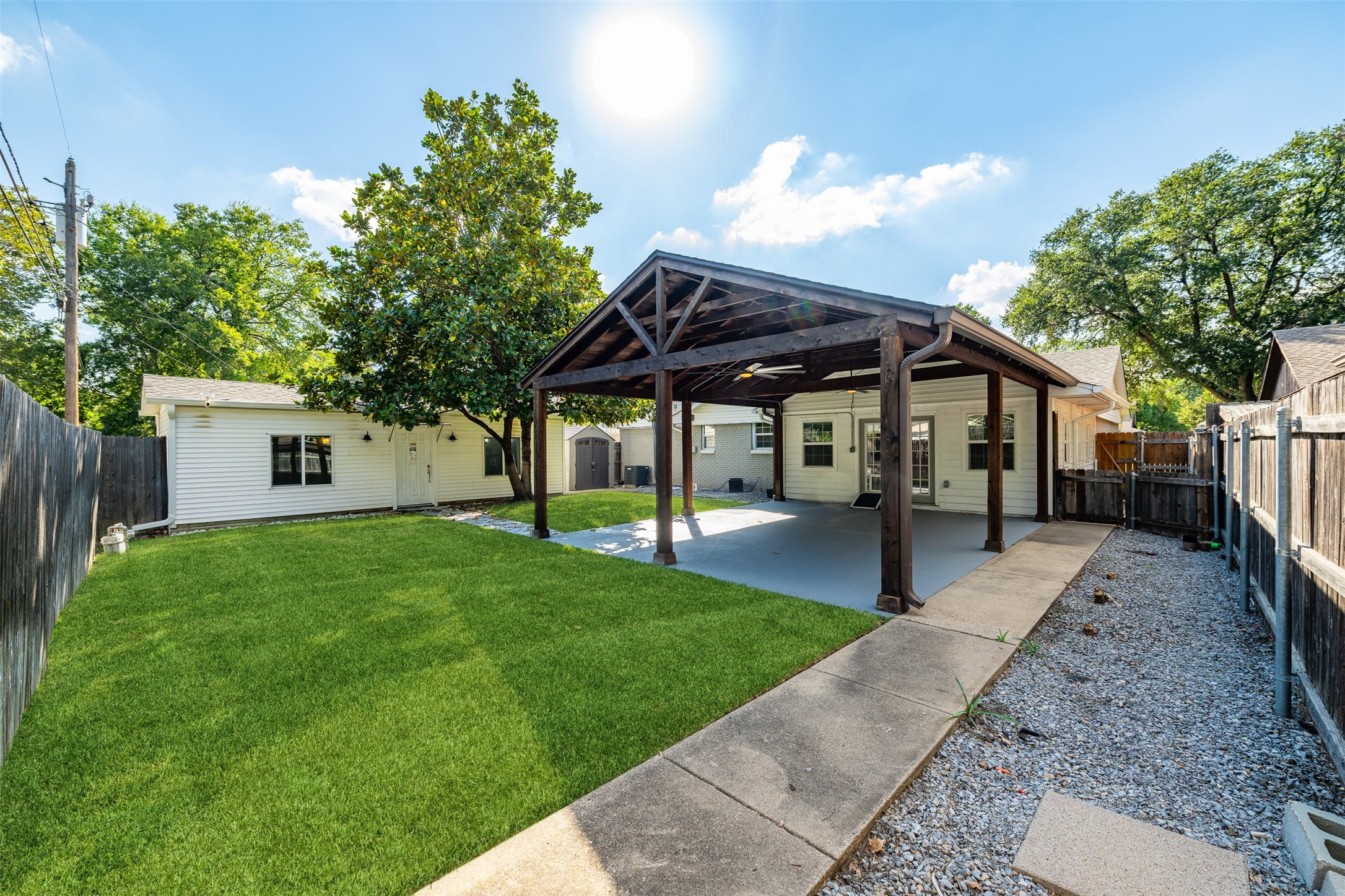 8718 Hackney Lane Dallas TX 75238
