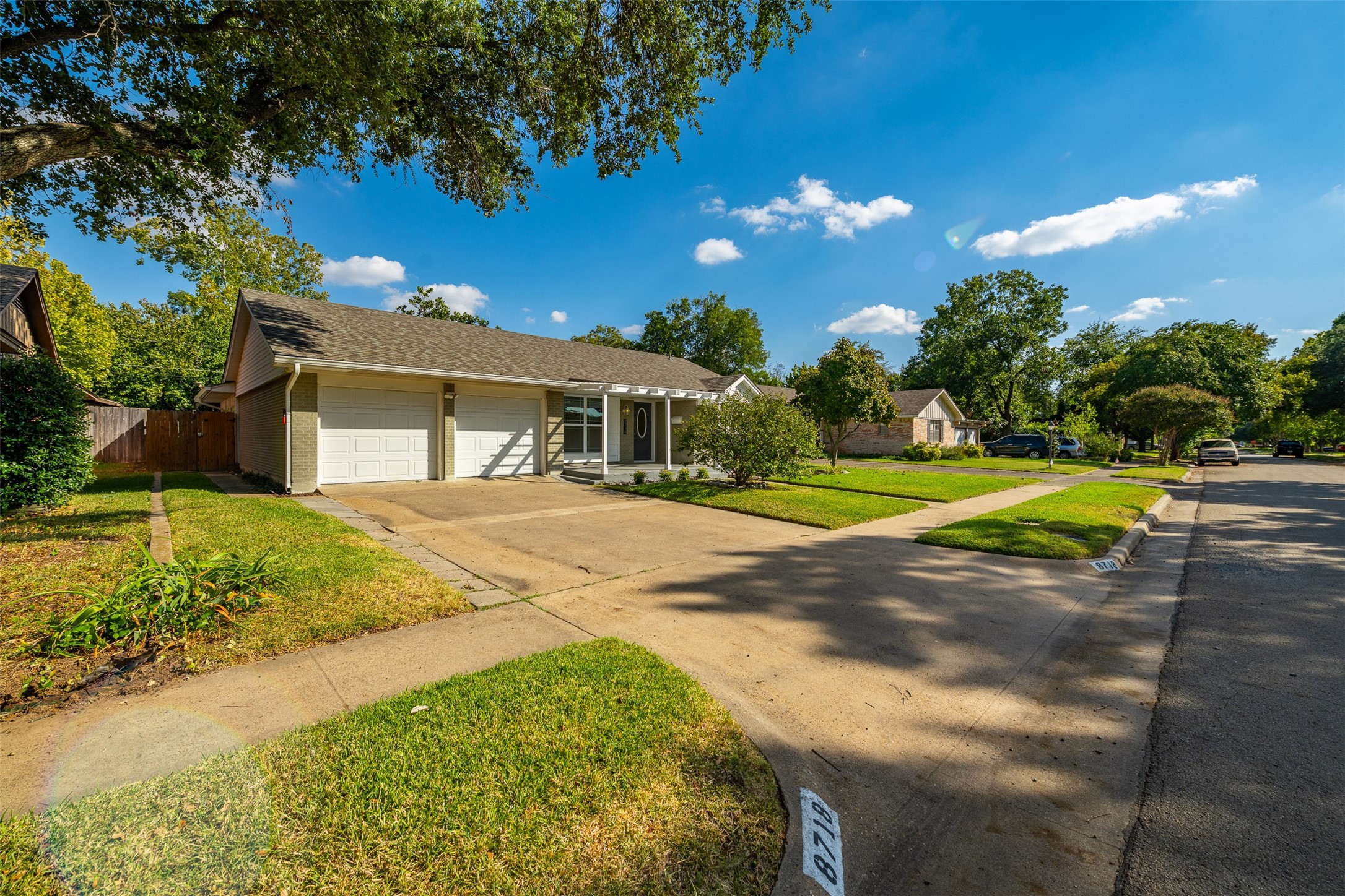 8718 Hackney Lane Dallas TX 75238