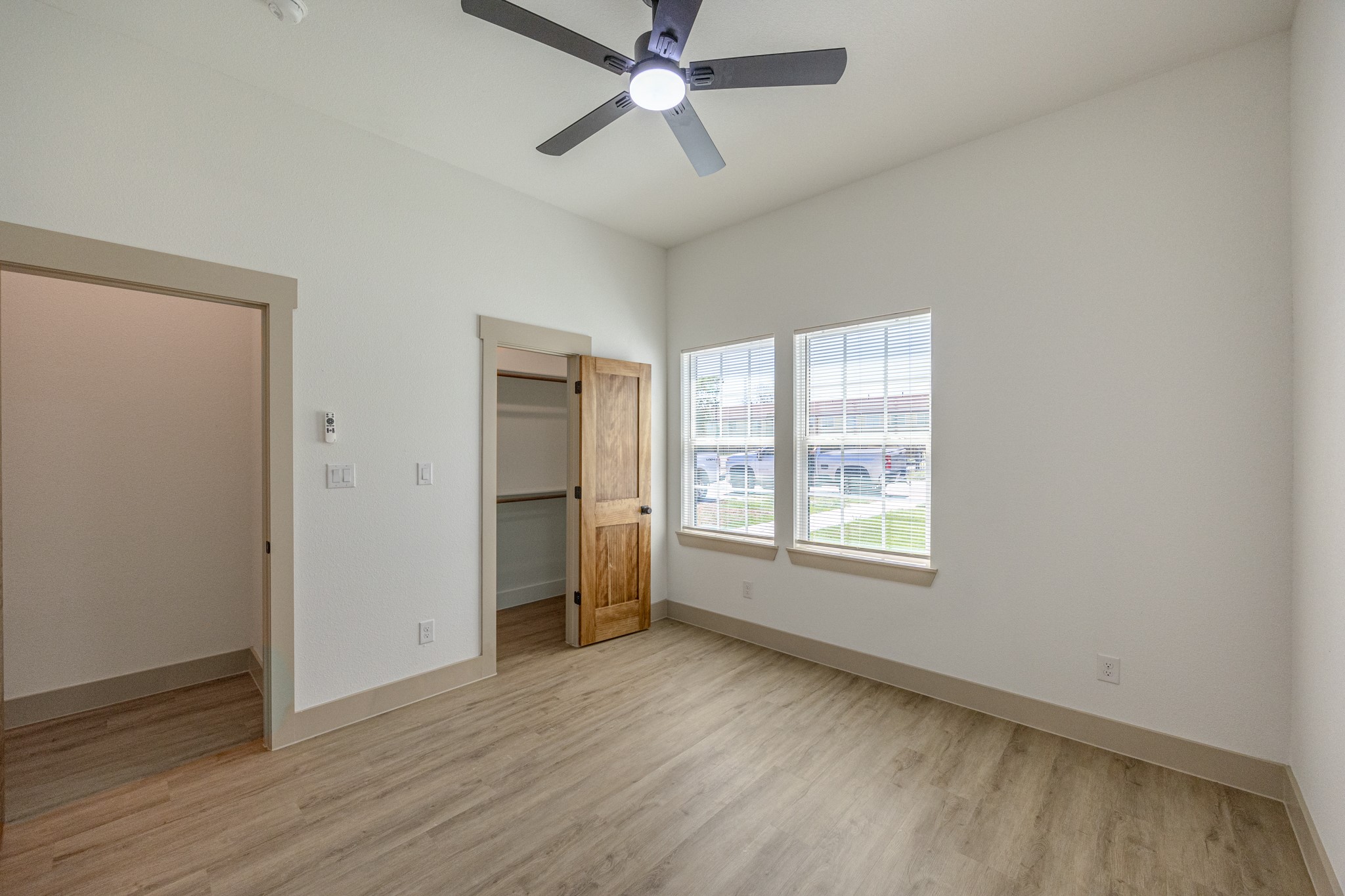 805 Glen Garden Fort Worth TX 76104