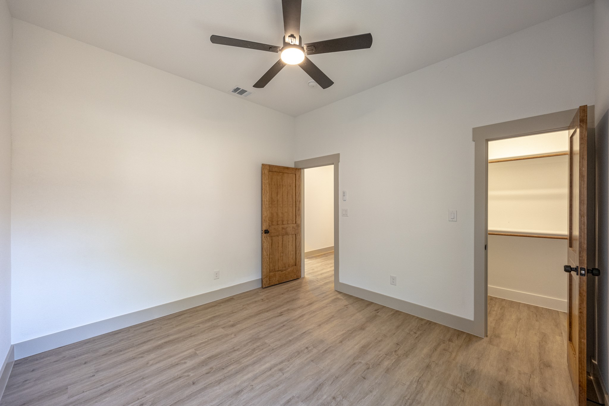 805 Glen Garden Fort Worth TX 76104