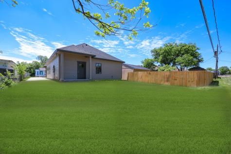 805 Glen Garden Fort Worth TX 76104