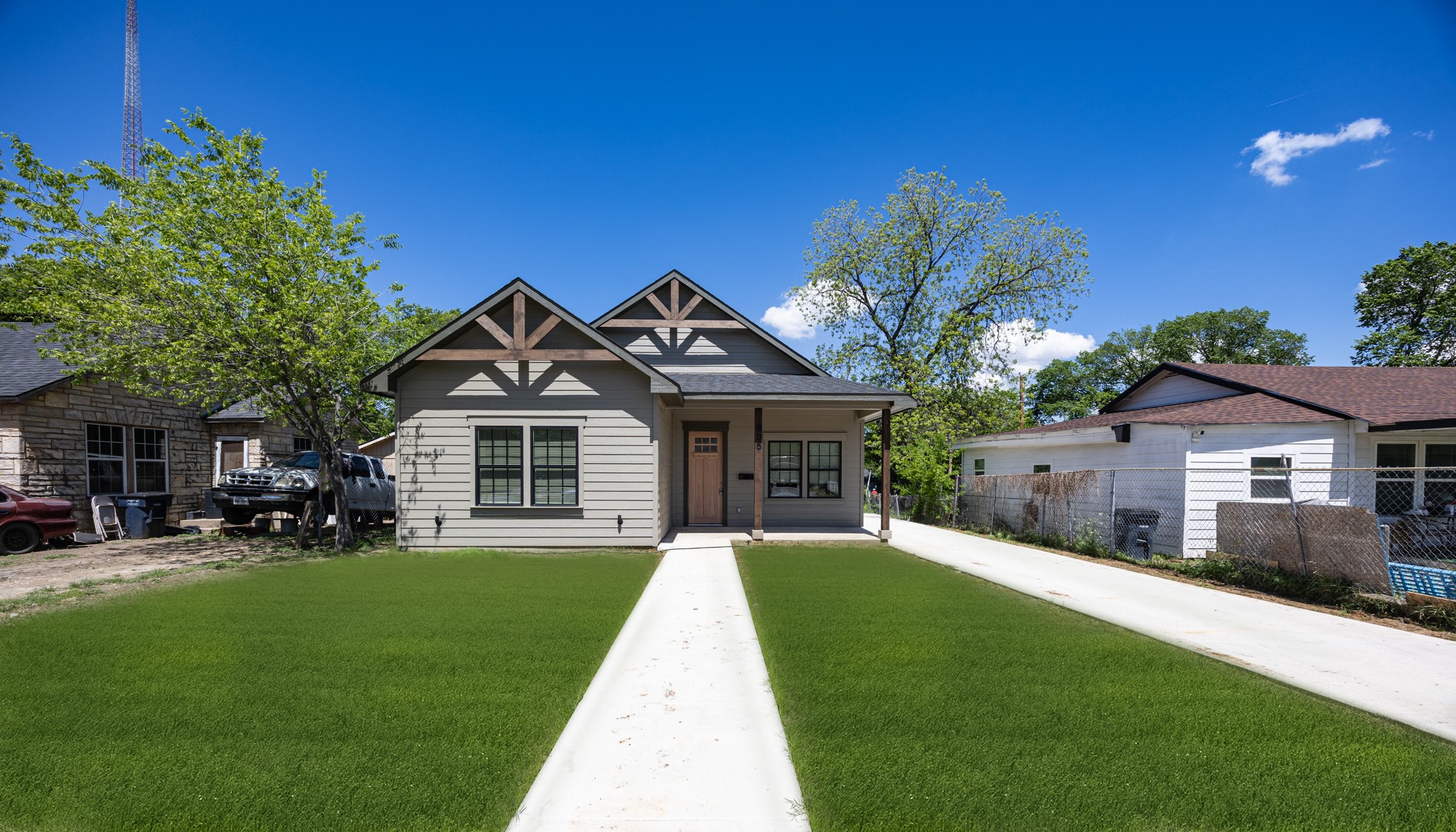 805 Glen Garden Fort Worth TX 76104