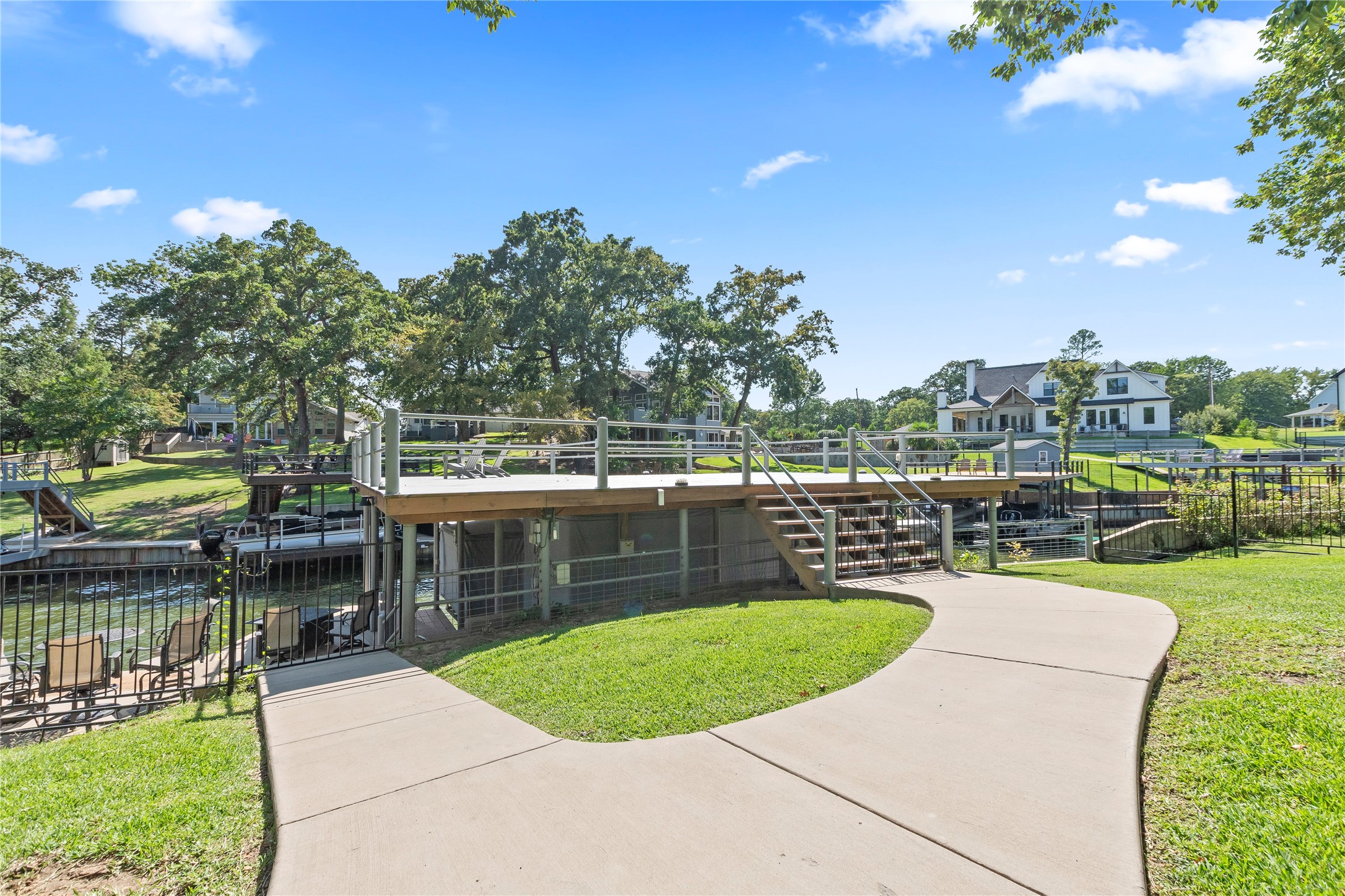 65 Hillcrest Drive Tool TX 75143