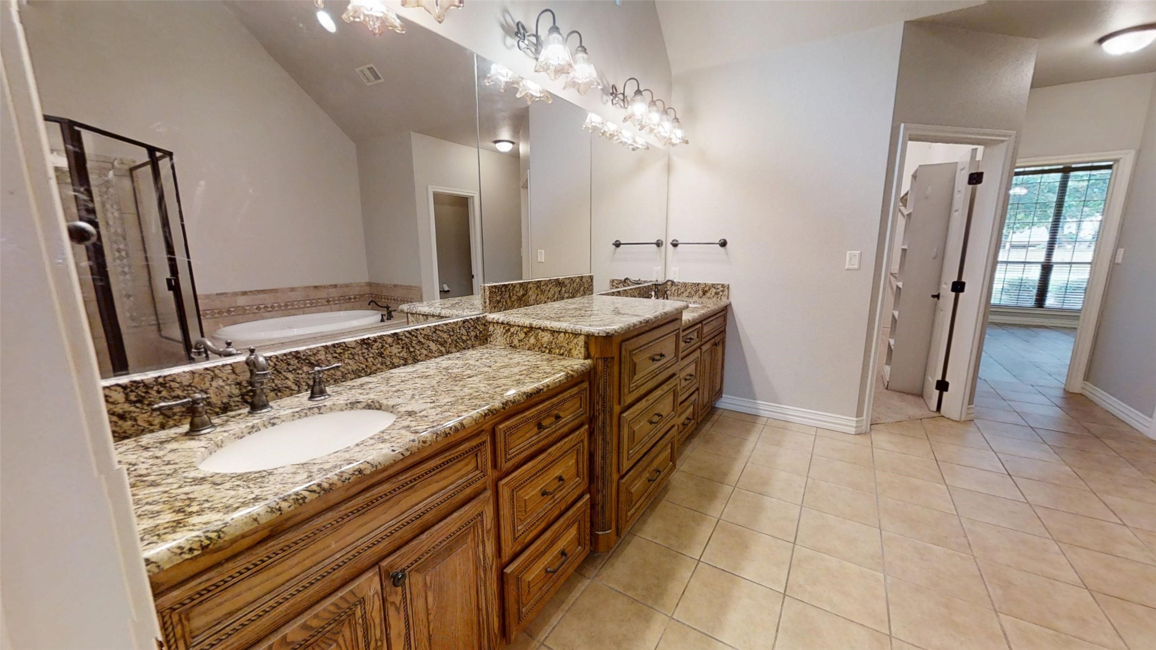 3722 Cove Timber Avenue Granbury TX 76049