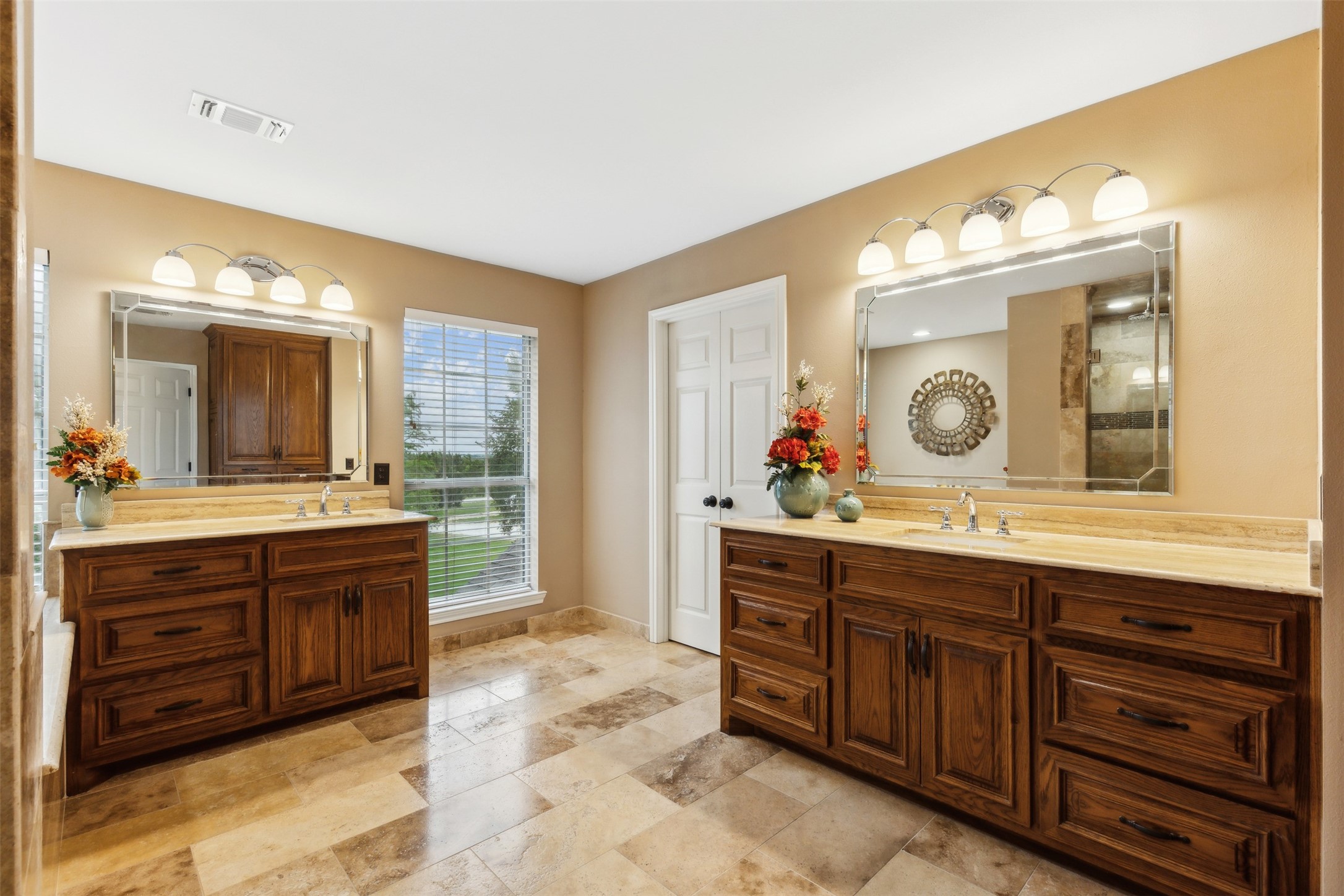 1100 Williamson Road Granbury TX 76048