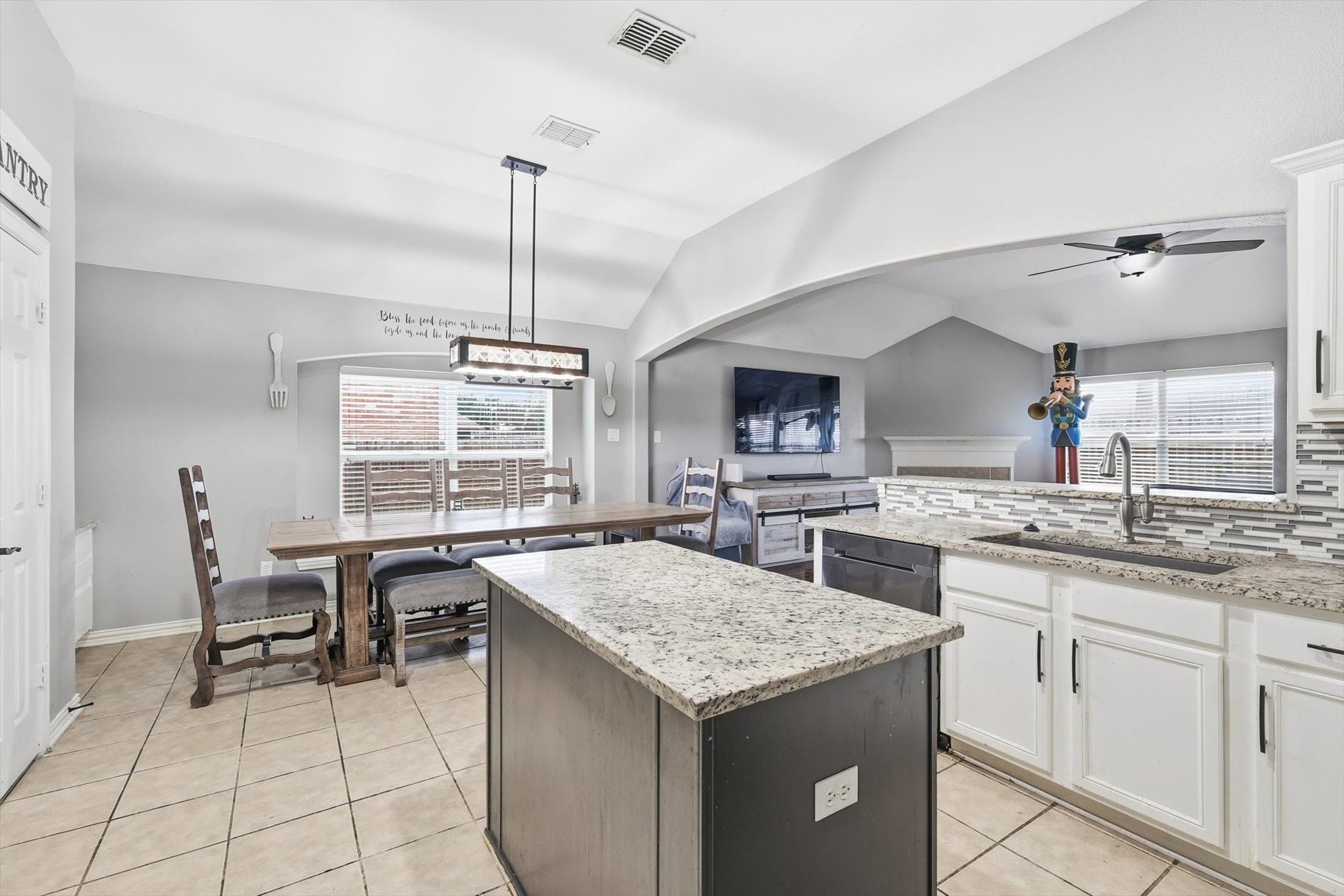 5403 Lavaca Road Grand Prairie TX 75052