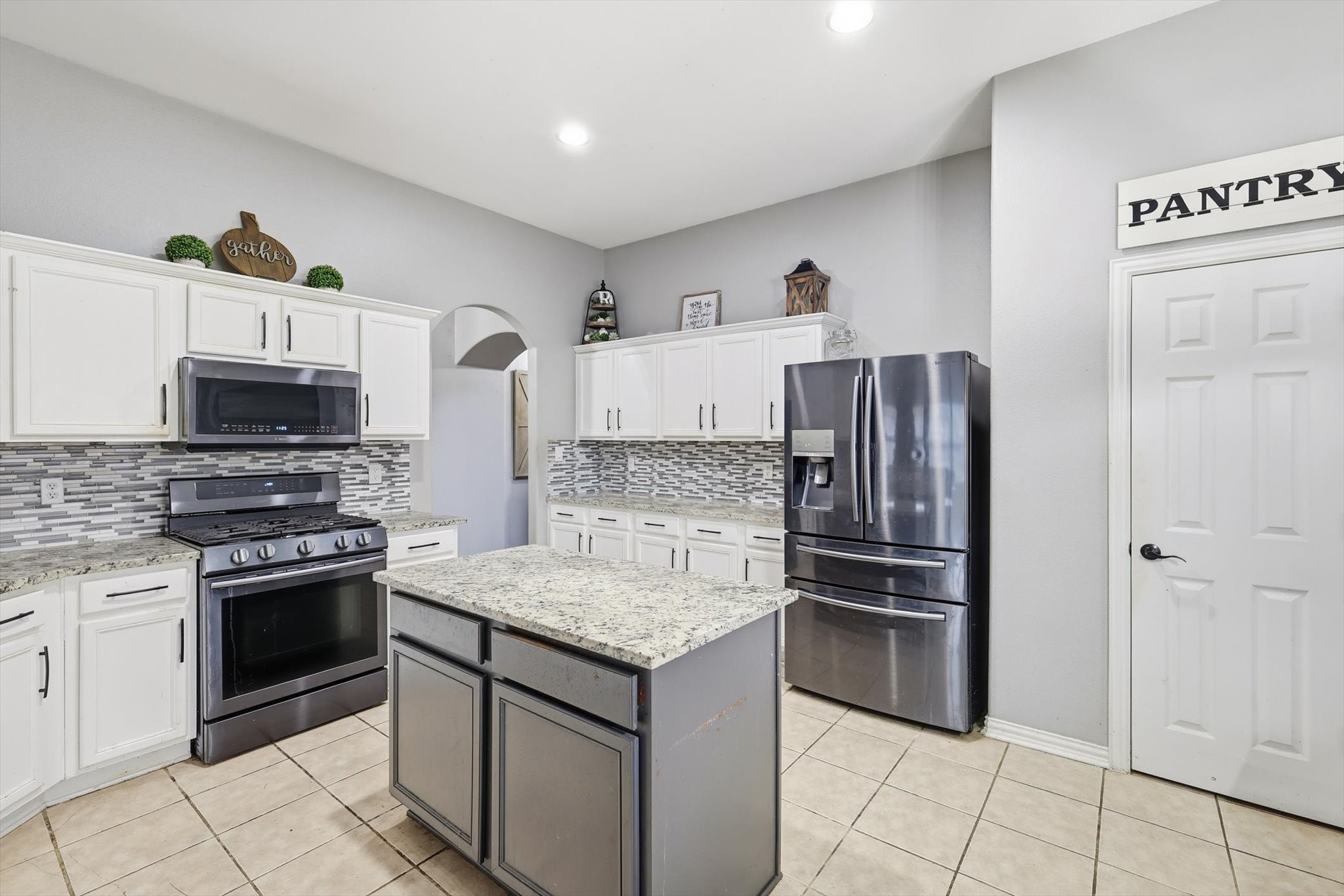 5403 Lavaca Road Grand Prairie TX 75052